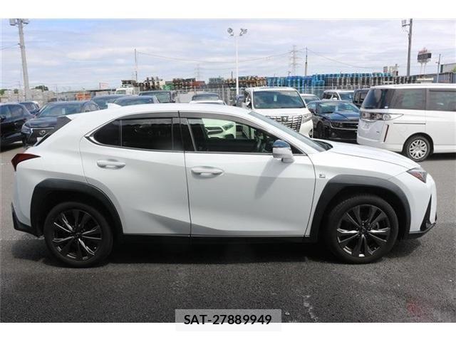 Lexus UX 2022-10 7392712-8