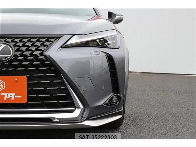 Lexus UX 2021-05 7392713-25