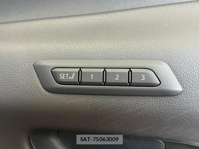 Lexus UX 2019-08 7617759-15