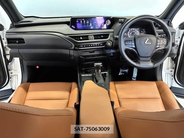 Lexus UX 2019-08 7617759-1