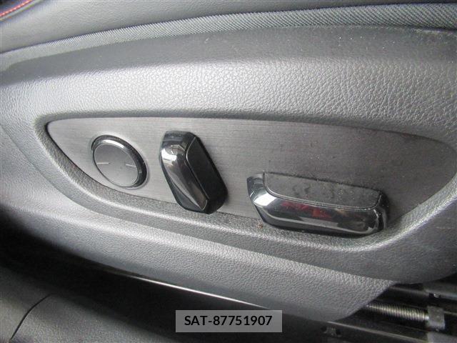 Lexus UX 2019-04 7786667-10
