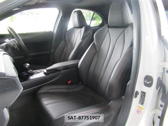 Lexus UX 2019-04 7786667-15