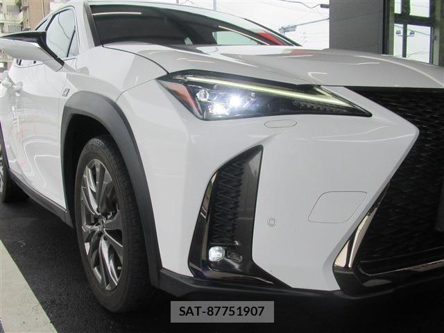 Lexus UX 2019-04 7786667-16