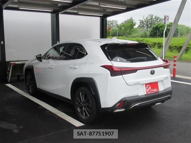 Lexus UX 2019-04 7786667-1