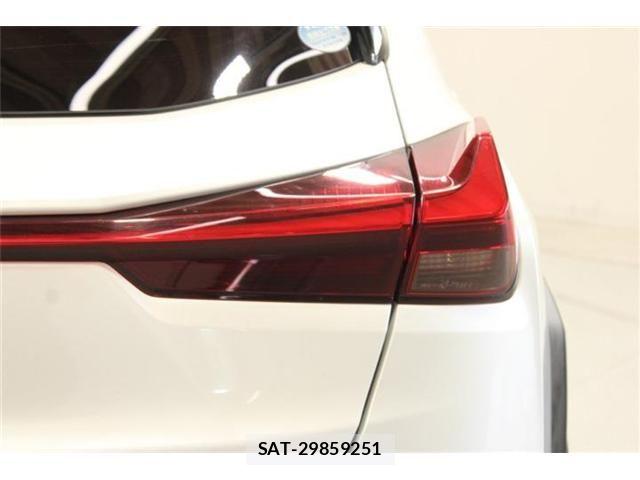 Lexus UX 2020-03 7877467-17
