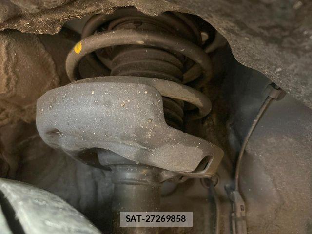 Lexus UX 2019-05 7877468-18
