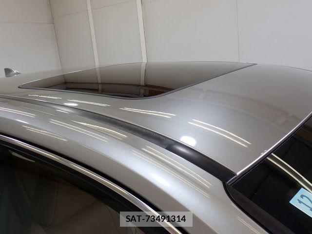 Lexus UX 2018-11 7979812-10