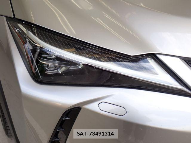 Lexus UX 2018-11 7979812-8