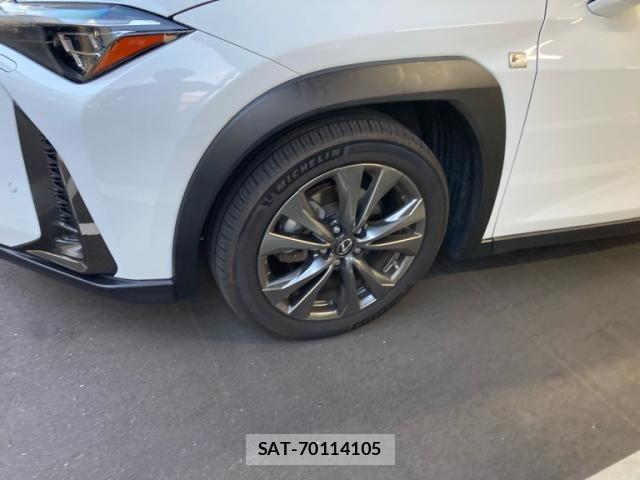 Lexus UX 2018-12 7979814-4