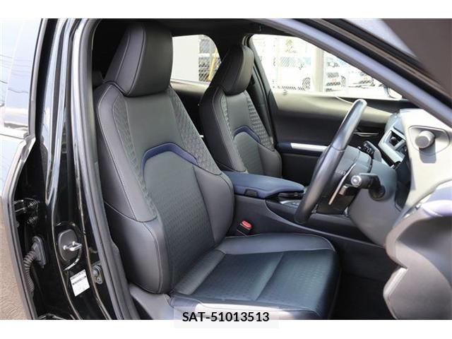 Lexus UX 2021-02 8100222-13