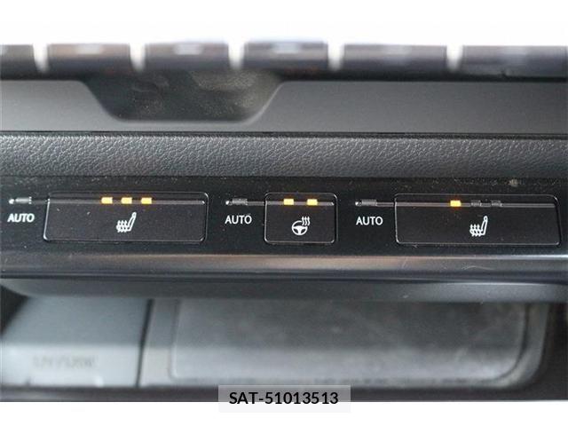 Lexus UX 2021-02 8100222-2