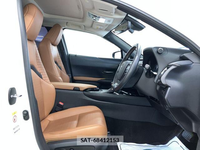 Lexus UX 2019-08 8208473-19