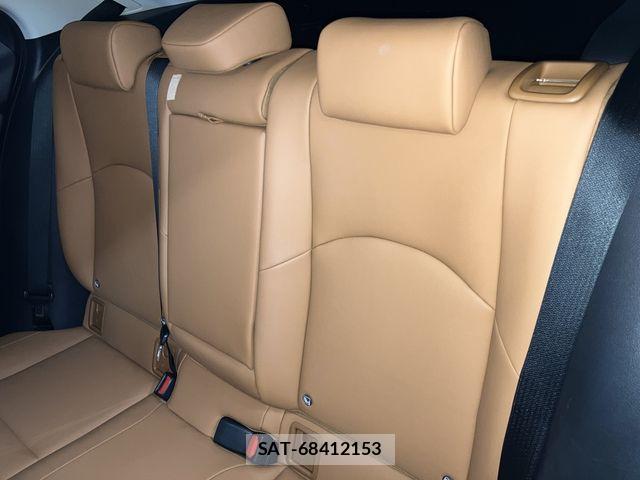 Lexus UX 2019-08 8208473-22