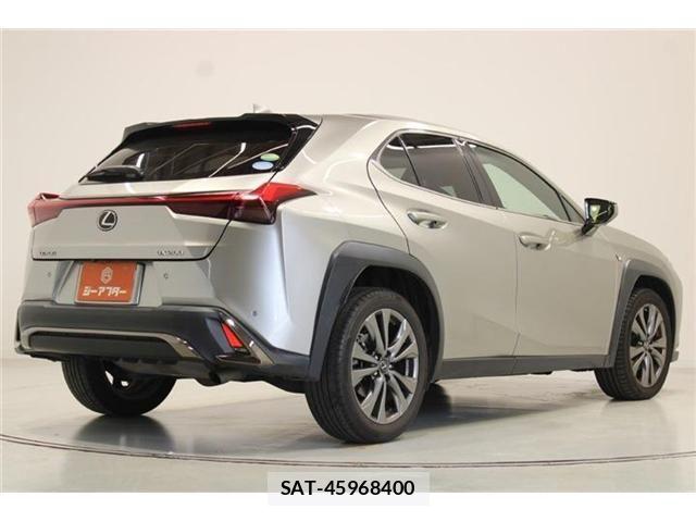 Lexus UX 2019-02 8366795-12