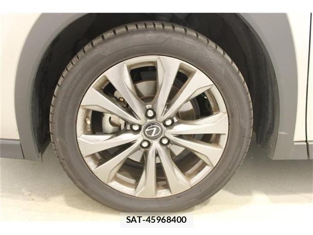 Lexus UX 2019-02 8366795-25