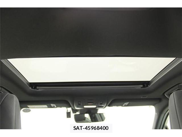 Lexus UX 2019-02 8366795-3