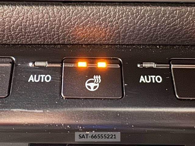 Lexus UX 2019-06 8485655-9