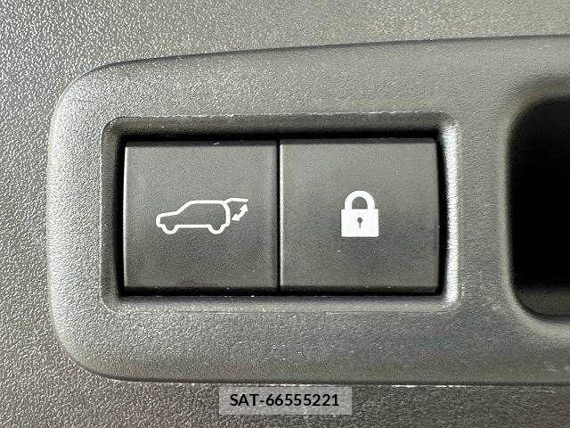 Lexus UX 2019-06 8485655-11
