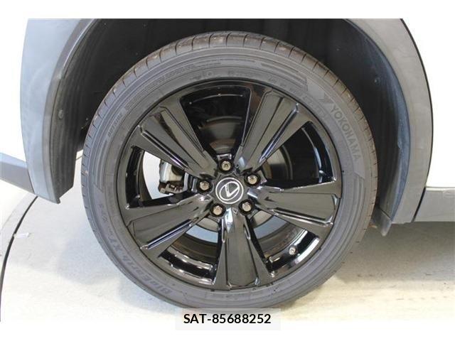 Lexus UX 2020-10 8485654-22