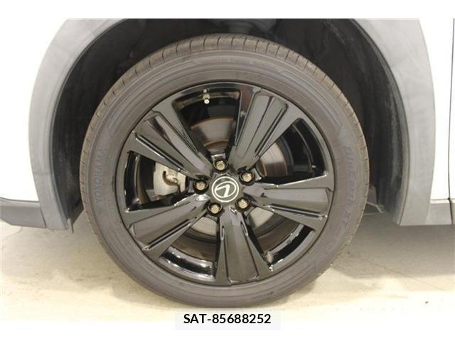 Lexus UX 2020-10 8485654-24