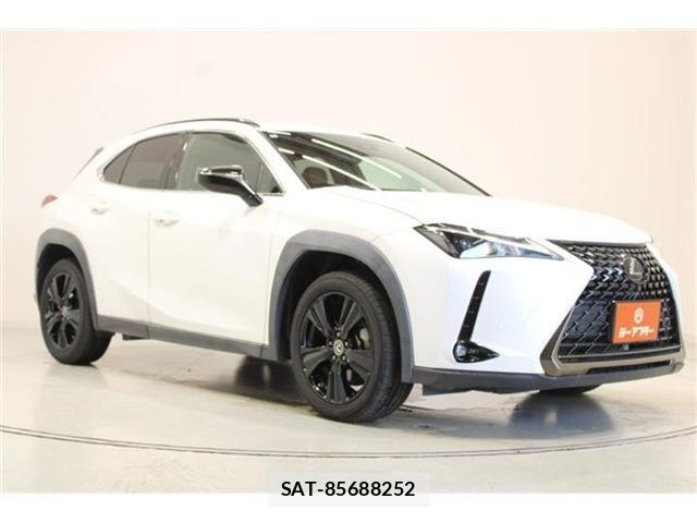 Lexus UX 2020-10 8485654-5