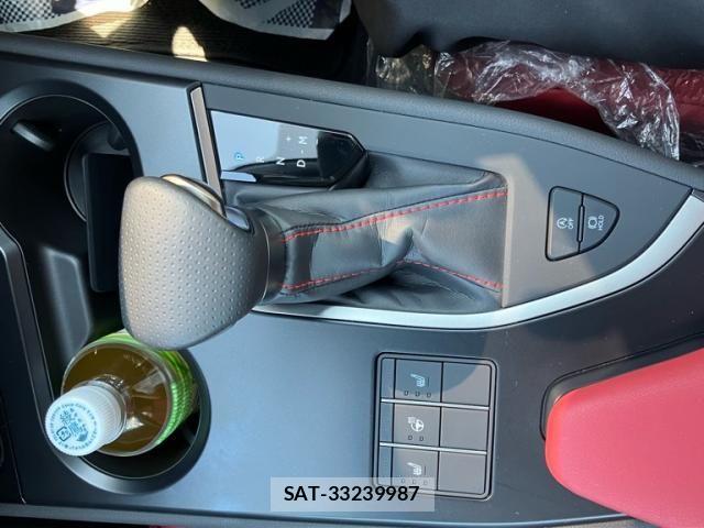 Lexus UX 2023-04 8562500-22