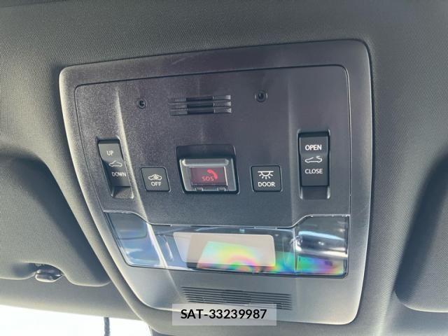 Lexus UX 2023-04 8562500-25