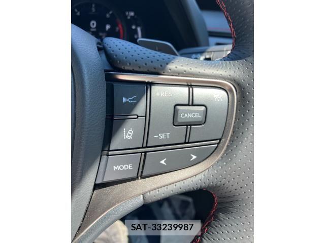 Lexus UX 2023-04 8562500-28