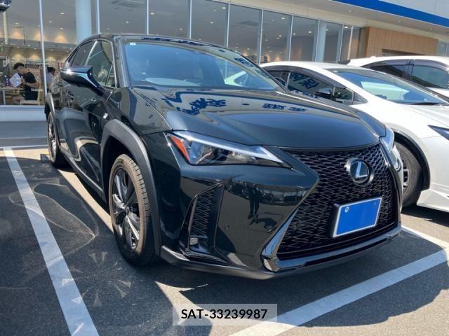 Lexus UX 2023-04 8562500-2