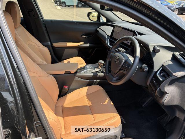 Lexus UX 2023-06 8627538-12