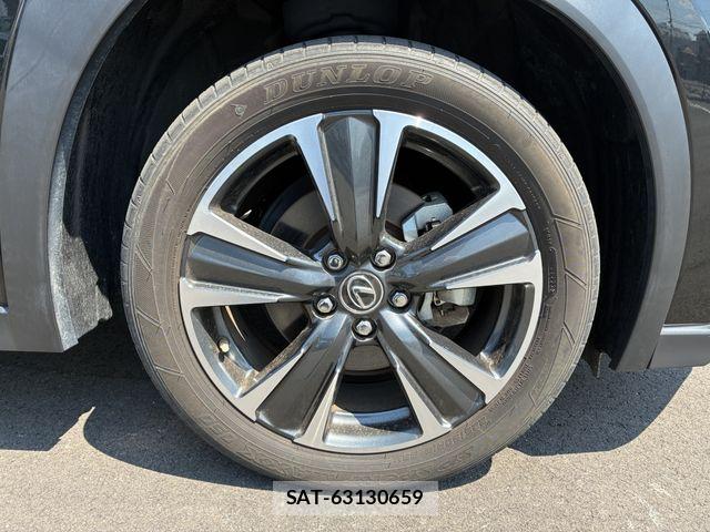 Lexus UX 2023-06 8627538-28