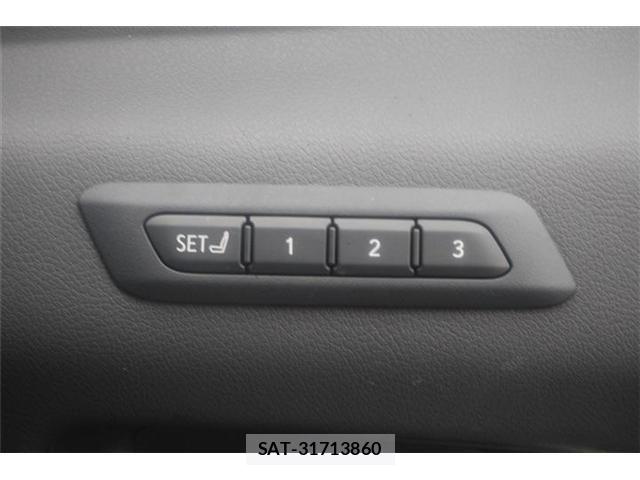 Lexus UX 2019-06 8660022-22