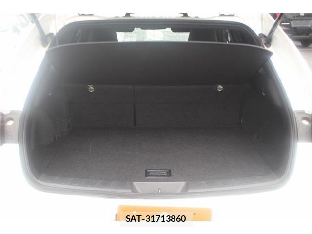 Lexus UX 2019-06 8660022-25