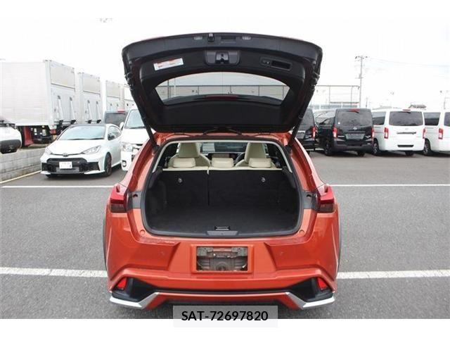 Lexus UX 2018-11 8666431-28