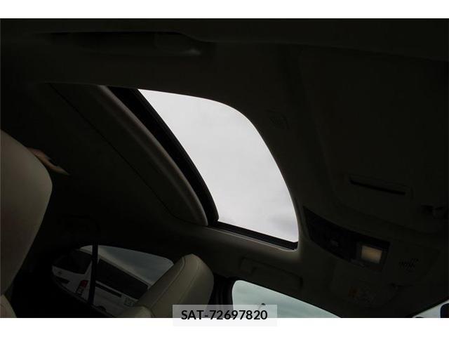 Lexus UX 2018-11 8666431-3