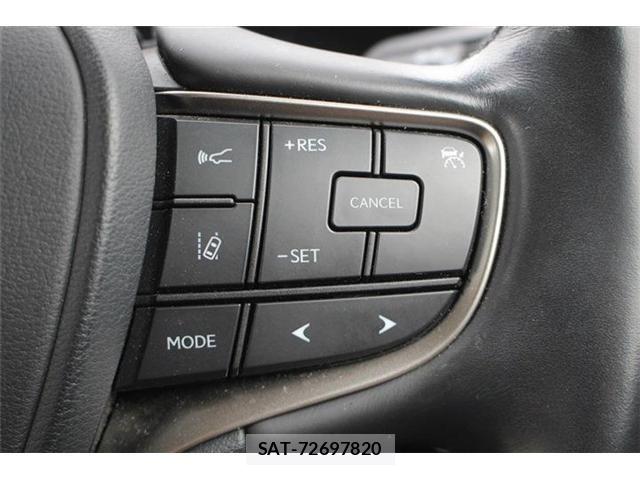 Lexus UX 2018-11 8666431-6