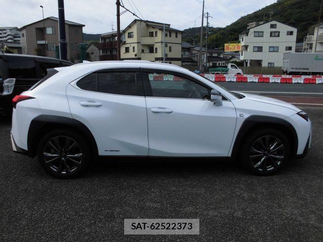 Lexus UX 2020-12 514587-3