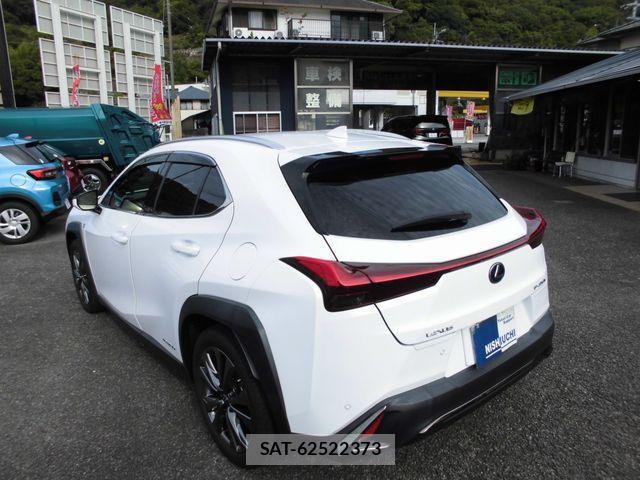 Lexus UX 2020-12 514587-7