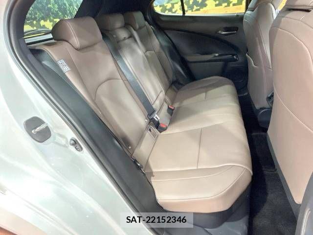 Lexus UX 2022-09 915971-10