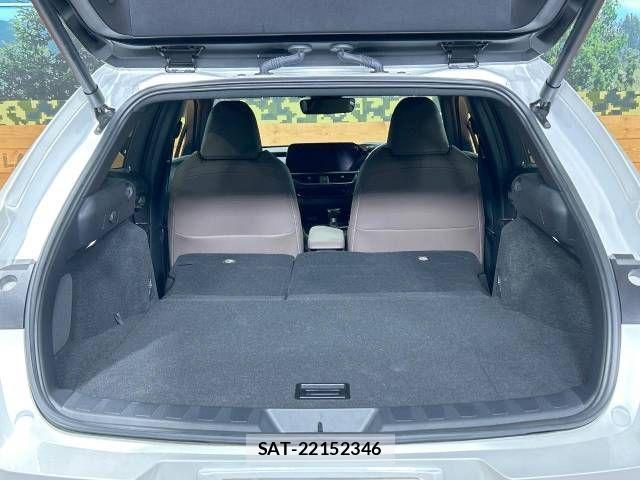 Lexus UX 2022-09 915971-11