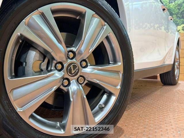 Lexus UX 2022-09 915971-13