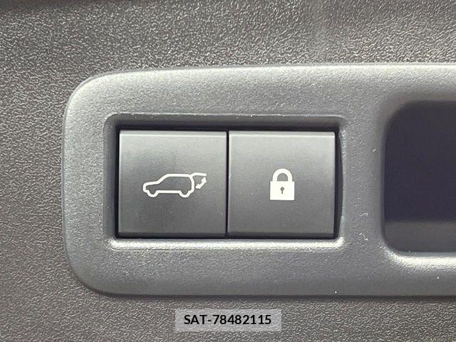 Lexus UX 2020-01 2099965-6