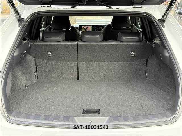 Lexus UX 2020-12 3833357-10