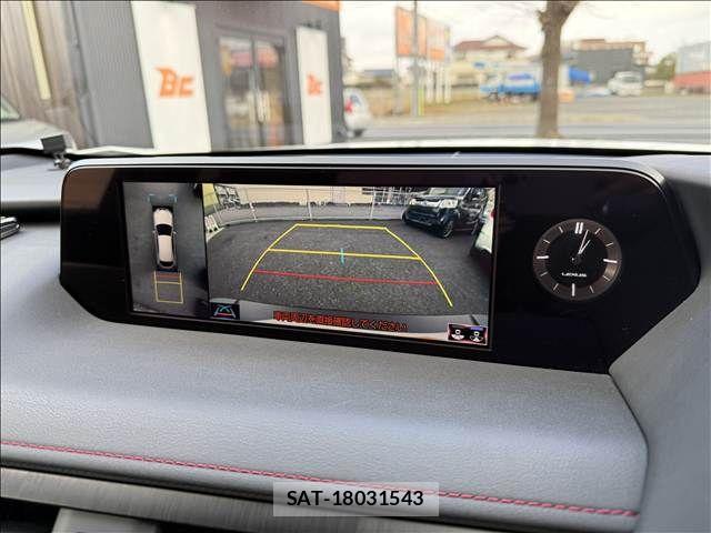 Lexus UX 2020-12 3833357-11