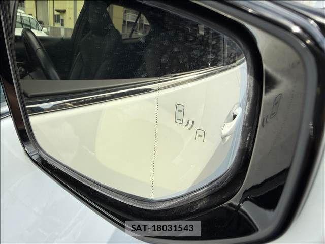 Lexus UX 2020-12 3833357-15