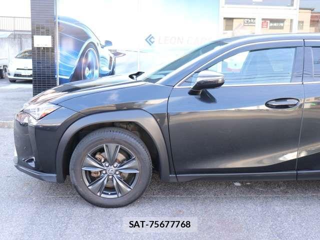 Lexus UX 2019-01 4139912-10