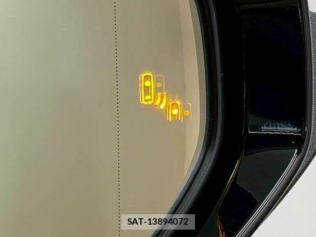 Lexus UX 2023-05 4139906-9