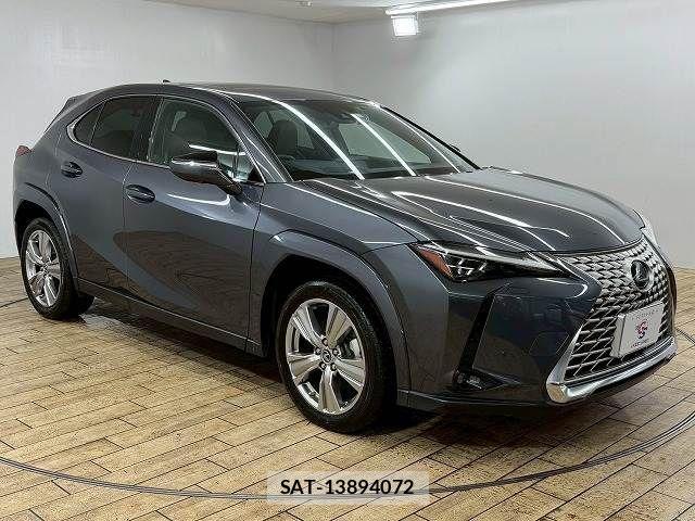 Lexus UX 2023-05 4139906-13