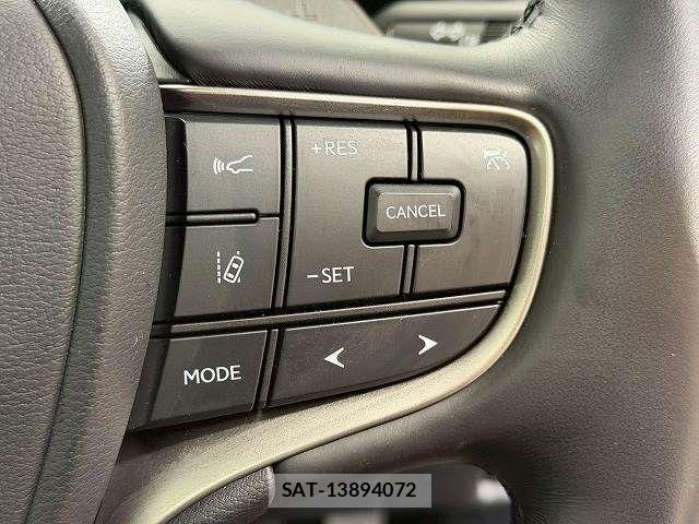 Lexus UX 2023-05 4139906-7