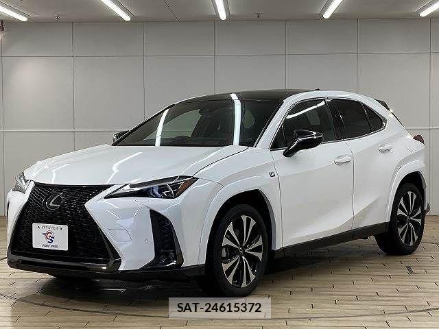 Lexus UX 2023-01 4139904-13